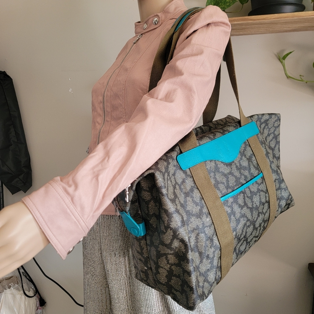 Firm✅️ Authentic Vintage YSL Travel bag